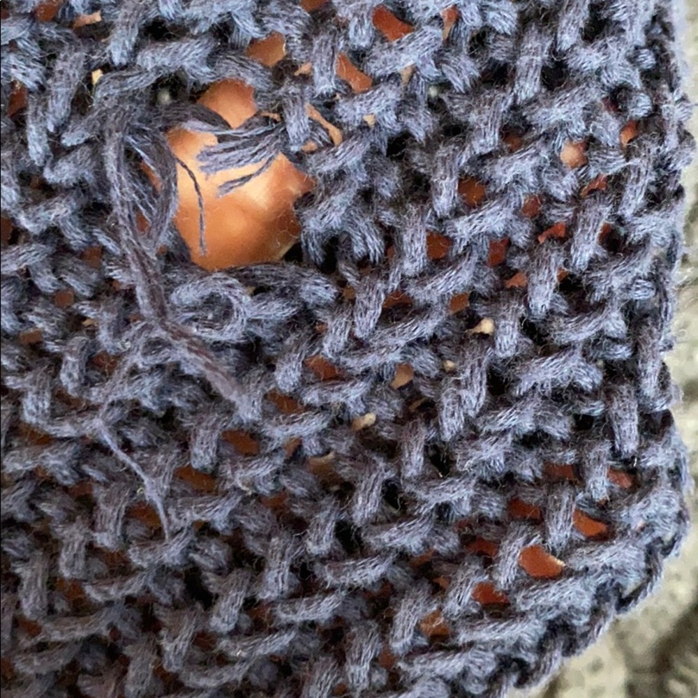 Label & Thread cable knit sweater - Picture 3 of 3